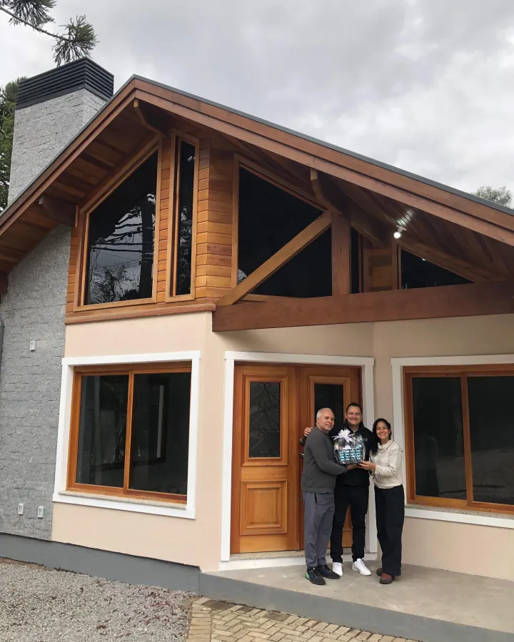 Entrega de casa construída pela Kasal Construções